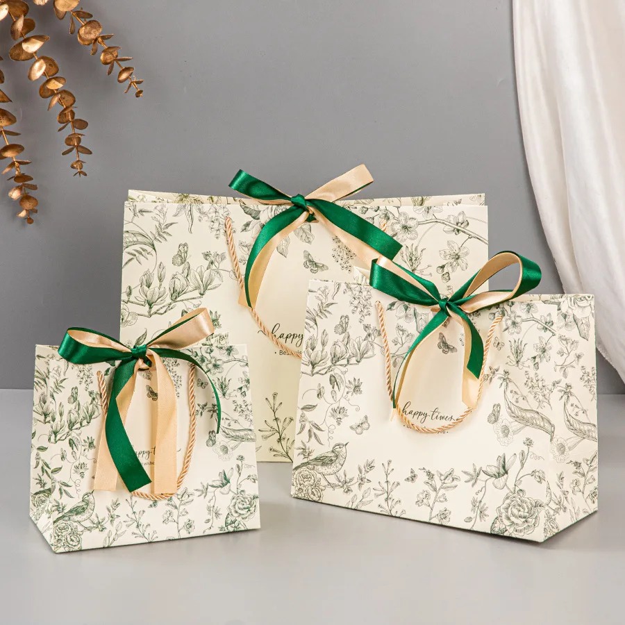 Luxury Skincare Packaging - 10Pcs Floral Print Paper Gift Bag